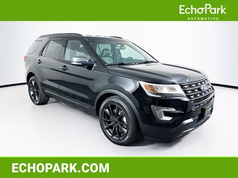 Used 2017 Ford Explorer XLT w/ Equipment Group 202A image 1