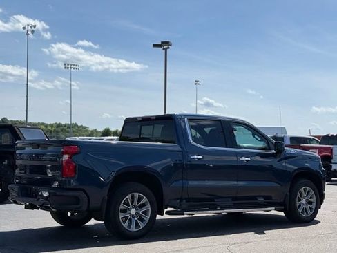Used 2021 Chevrolet Silverado 1500 High Country w/ Z71 Off-Road Package AWD/4WD image 38