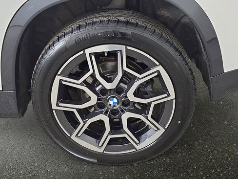 Used 2025 BMW X1 xDrive28i w/ Technology Package image 37