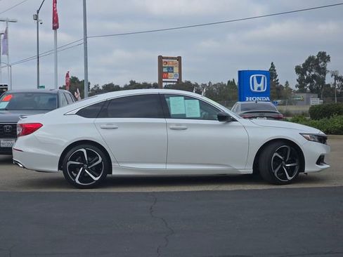 Used 2021 Honda Accord Sport image 3