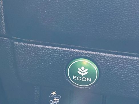 Used 2019 Honda Fit EX image 40