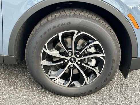 New 2026 Lincoln Nautilus Premier w/ Equipment Group 102A image 12