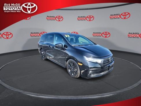 Used 2023 Honda Odyssey Sport image 2