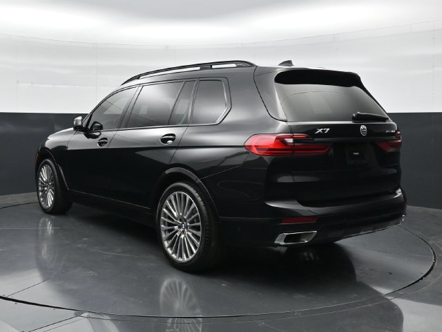 Used 2021 BMW X7 xDrive40i w/ Executive Package AWD/4WD image 8