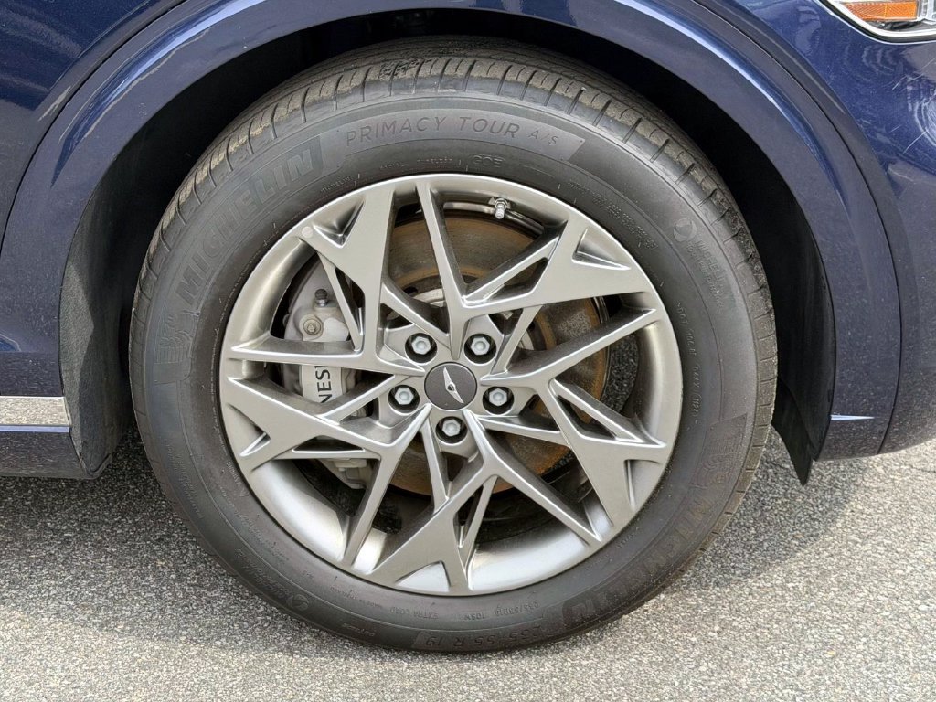 Certified 2025 Genesis GV70 2.5T AWD/4WD image 7