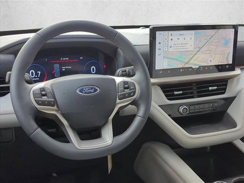 New 2026 Ford Explorer Active w/ Active Comfort Package image 18