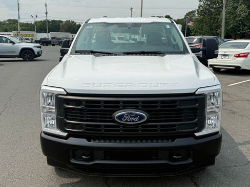 New 2025 Ford F350 XL w/ XL Driver Assist Package RWD image 9