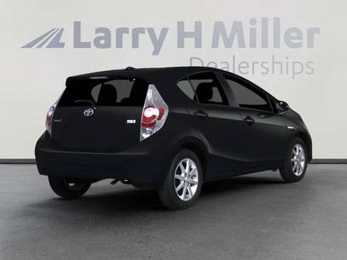 Used 2012 Toyota Prius C Three image 2