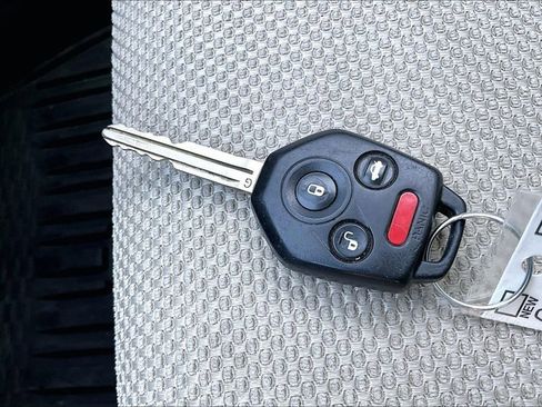 Used 2013 Subaru Crosstrek 2.0i Premium image 26