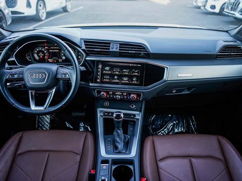 Used 2023 Audi Q3 2.0T Premium w/ Convenience Package image 12