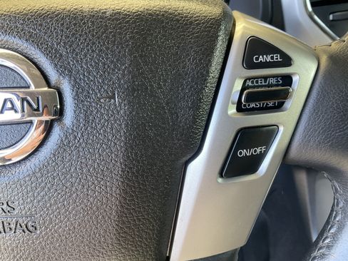 Used 2017 Nissan Titan SL w/ Off-Road Package AWD/4WD image 33