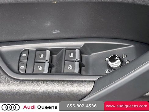 Certified 2022 Audi Q5 2.0T Premium w/ Convenience Package image 11