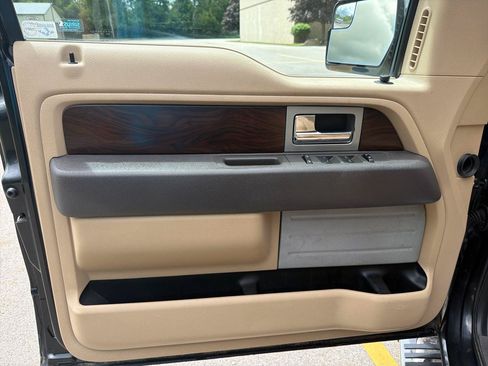 Used 2012 Ford F150 Lariat w/ Lariat Chrome Pkg AWD/4WD image 9