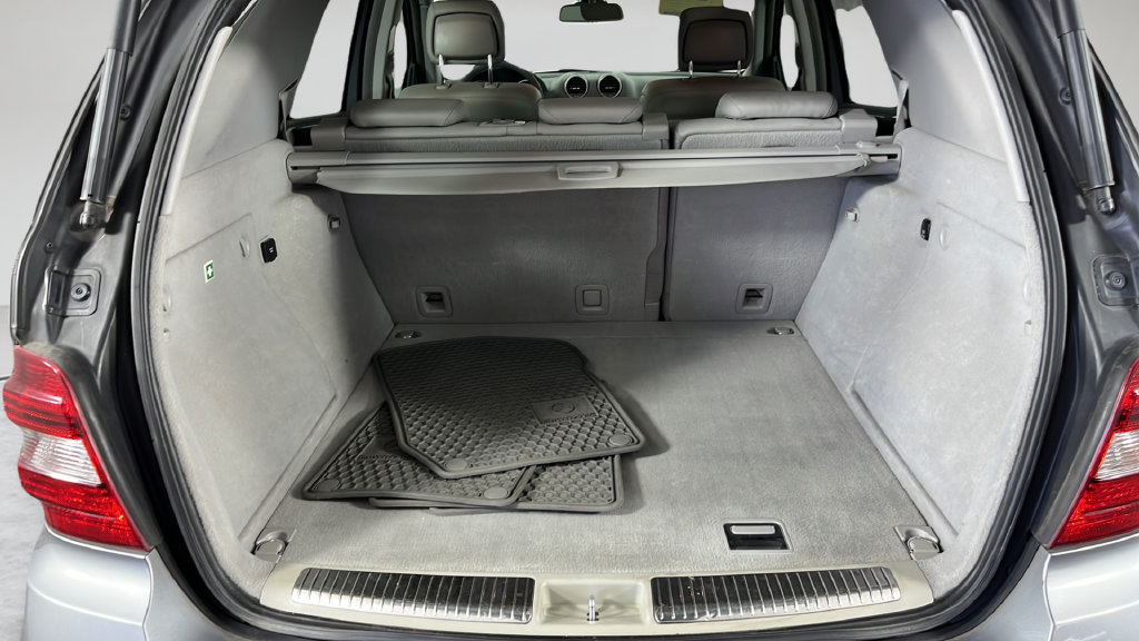 Used 2011 Mercedes-Benz ML 350 2WD image 40