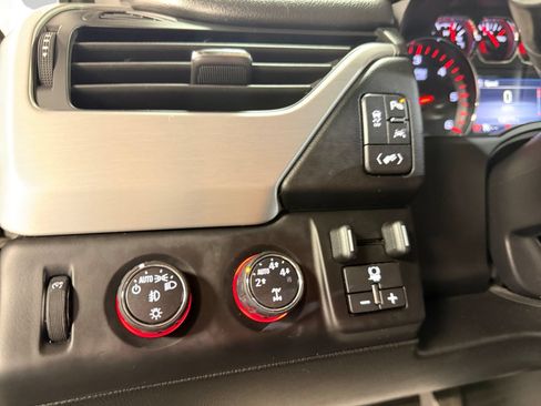 Used 2016 GMC Yukon XL SLE w/ HD Trailering Package AWD/4WD image 35