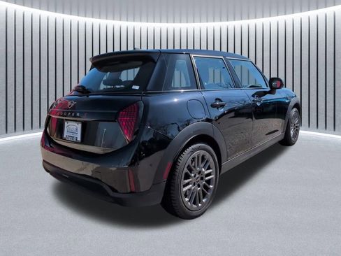 Used 2025 MINI Cooper S FWD image 7