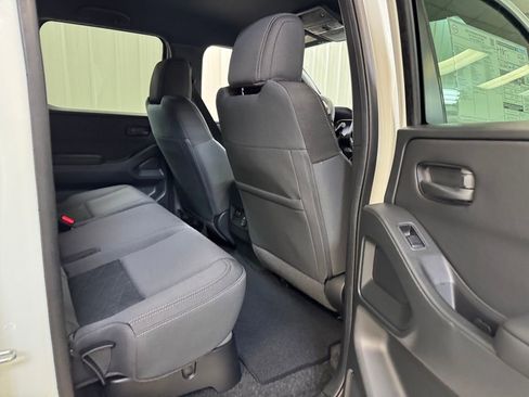 New 2026 Nissan Frontier SV w/ SV Convenience Package AWD/4WD image 23
