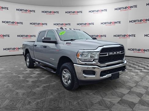 Used 2022 RAM 2500 Tradesman w/ Chrome Appearance Group AWD/4WD image 1