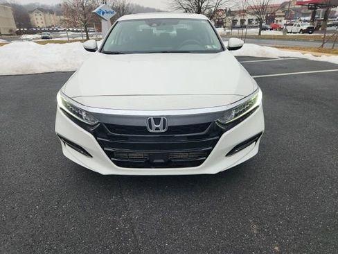 Used 2018 Honda Accord EX image 8