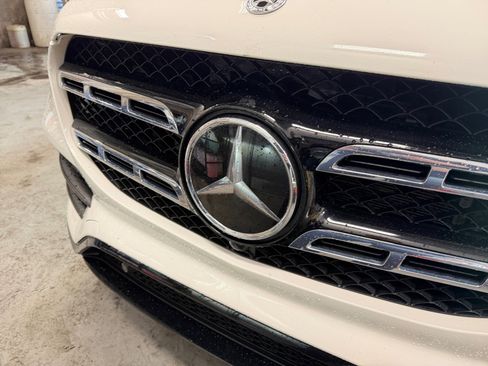Used 2022 Mercedes-Benz GLS 450 4MATIC image 24