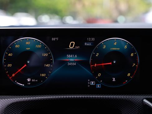 Used 2019 Mercedes-Benz A 220 image 34