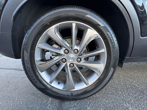 Certified 2022 Buick Encore GX Essence w/ Experience Buick Package image 11