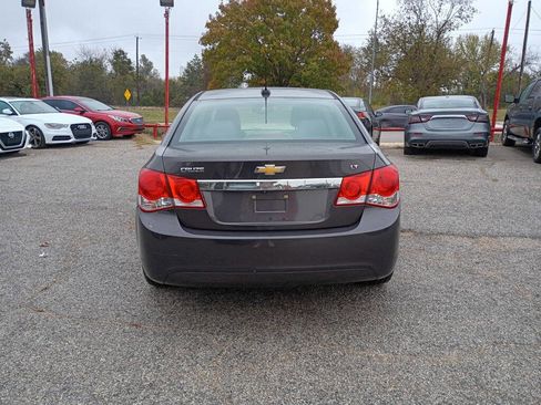 Used 2015 Chevrolet Cruze LT image 6