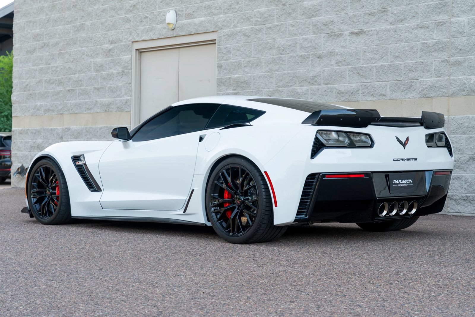 Used 2017 Chevrolet Corvette Z06 RWD image 3