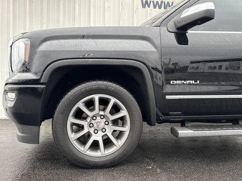 Used 2017 GMC Sierra 1500 Denali image 3