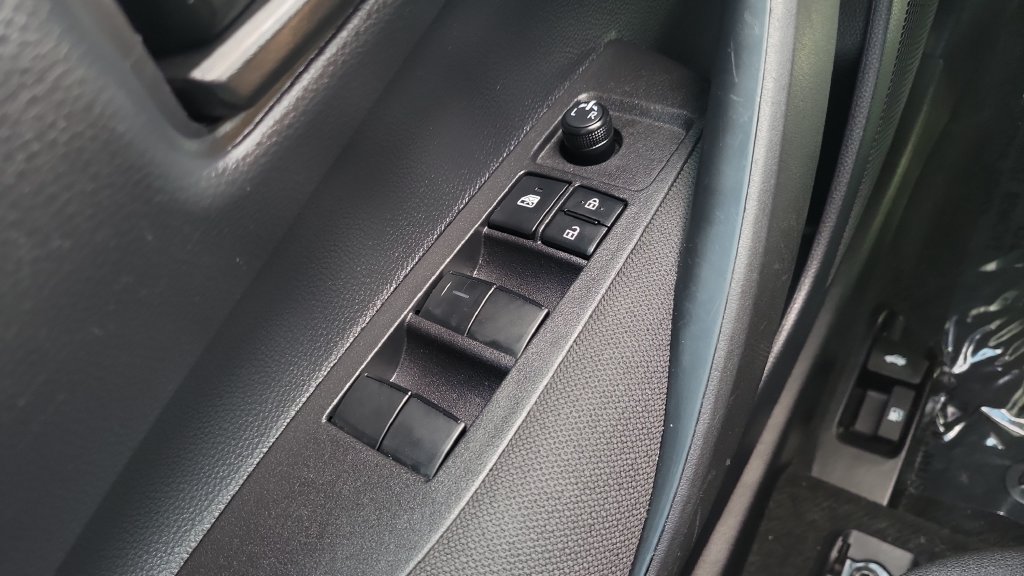Certified 2025 Toyota Corolla LE FWD image 18