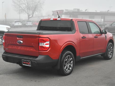 Used 2023 Ford Maverick XLT image 8