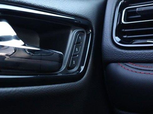 Used 2025 Dodge Durango GT AWD/4WD image 22
