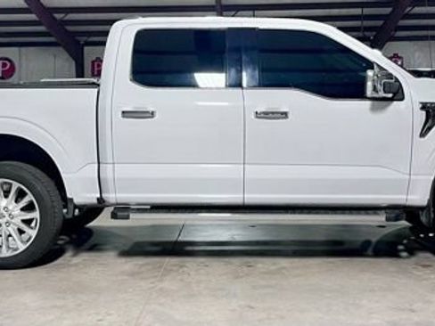 Used 2021 Ford F150 Lariat w/ Equipment Group 502A High AWD/4WD image 2