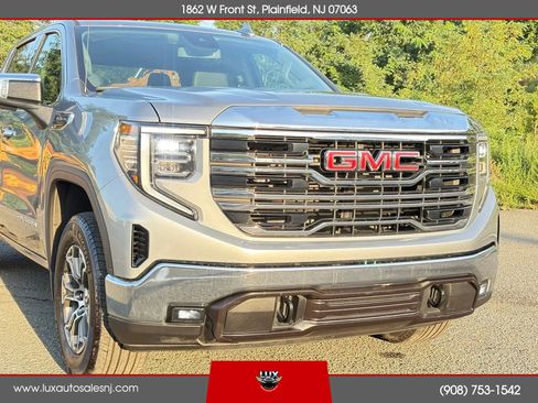 Used 2026 GMC Sierra 1500 SLT AWD/4WD image 17