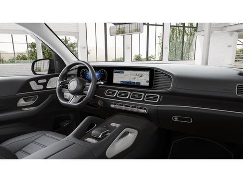 New 2026 Mercedes-Benz GLS 450 4MATIC image 5