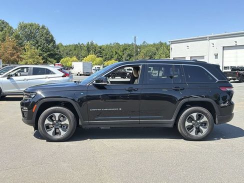 Used 2023 Jeep Grand Cherokee 4WD 4xe image 10