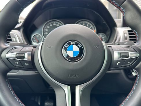 Used 2018 BMW M4 Coupe RWD image 23