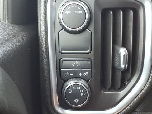 Used 2020 Chevrolet Silverado 1500 LT w/ Texas Edition image 20