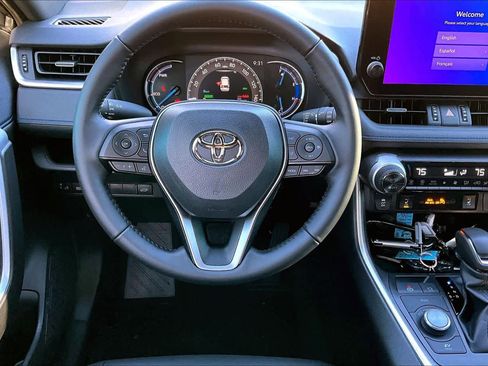 Certified 2025 Toyota RAV4 XSE image 6