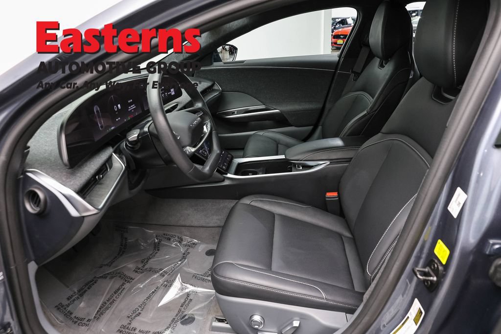 Used 2024 Lucid Air Pure RWD image 15
