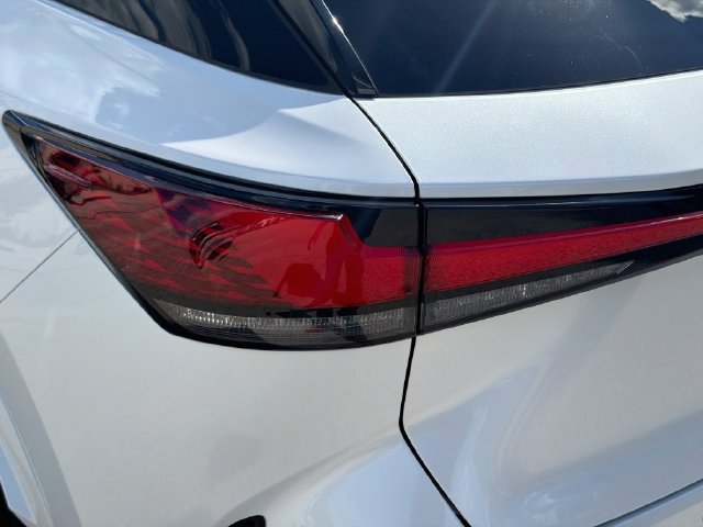 Used 2024 Lexus RX 350 Premium Plus w/ Convenience Package FWD image 10