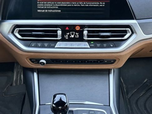 Used 2022 BMW 330i Sedan w/ M Sport Package RWD image 15