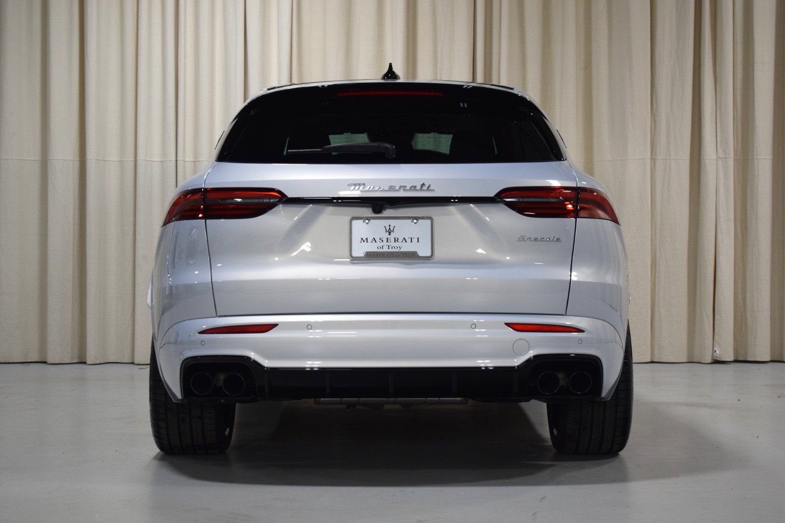 Certified 2025 Maserati Grecale Modena AWD/4WD image 13