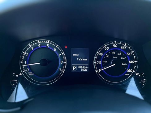 Used 2017 INFINITI QX50 Journey w/ Premium Package image 19