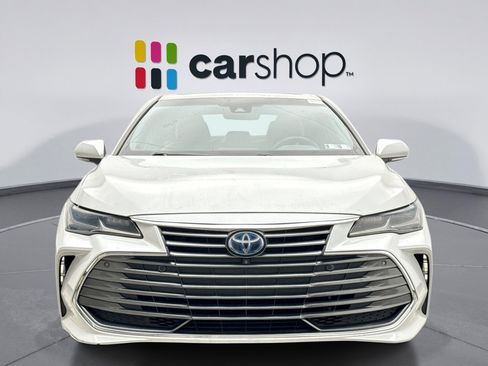 Used 2019 Toyota Avalon Limited w/ Advanced Safety Package image 8