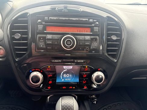 Used 2014 Nissan Juke SV AWD/4WD image 19