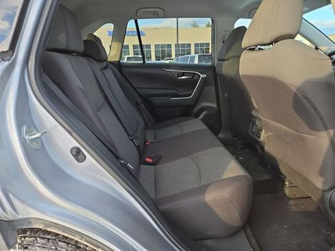 Used 2023 Toyota RAV4 XLE image 32