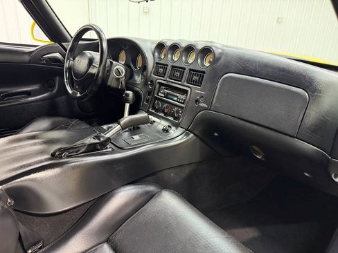 Used 2001 Dodge Viper RT/10 image 24