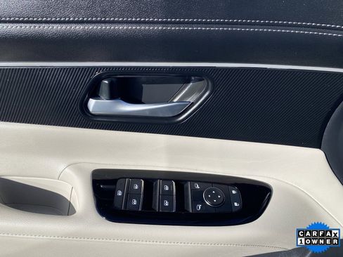 Used 2025 Nissan Murano SV image 23