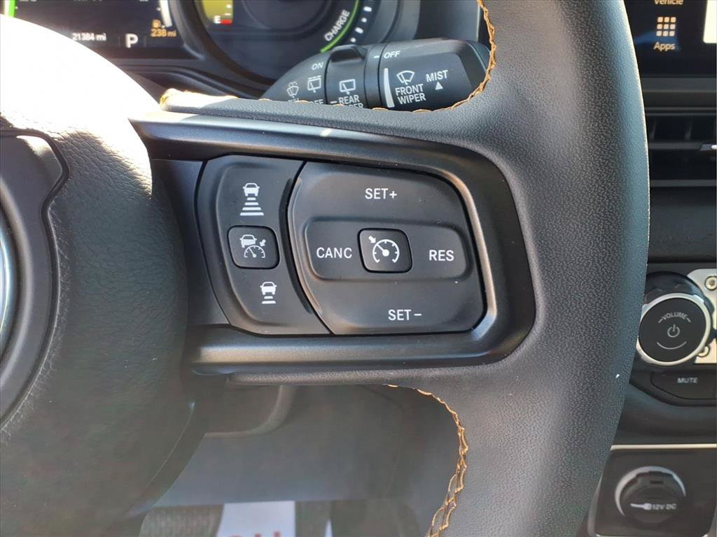 Used 2024 Jeep Wrangler Unlimited AWD/4WD image 14
